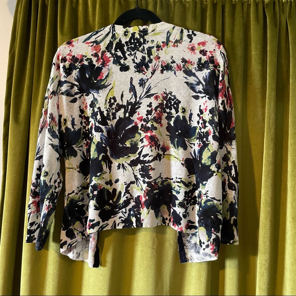 Jones and Co White Floral Linen Cardigan